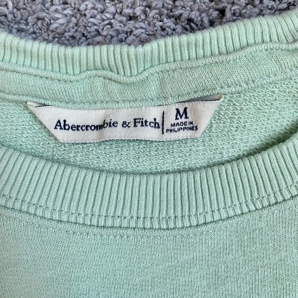 Abercrombie Mint Green Crewneck - Picture 2 of 2